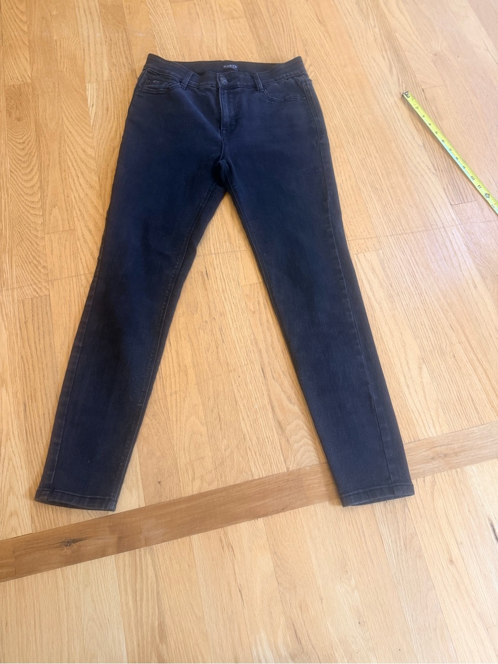 Women’s Size 4/27 "Curve Appeal" Skinny Jeans - Black Stretch Denim GUC